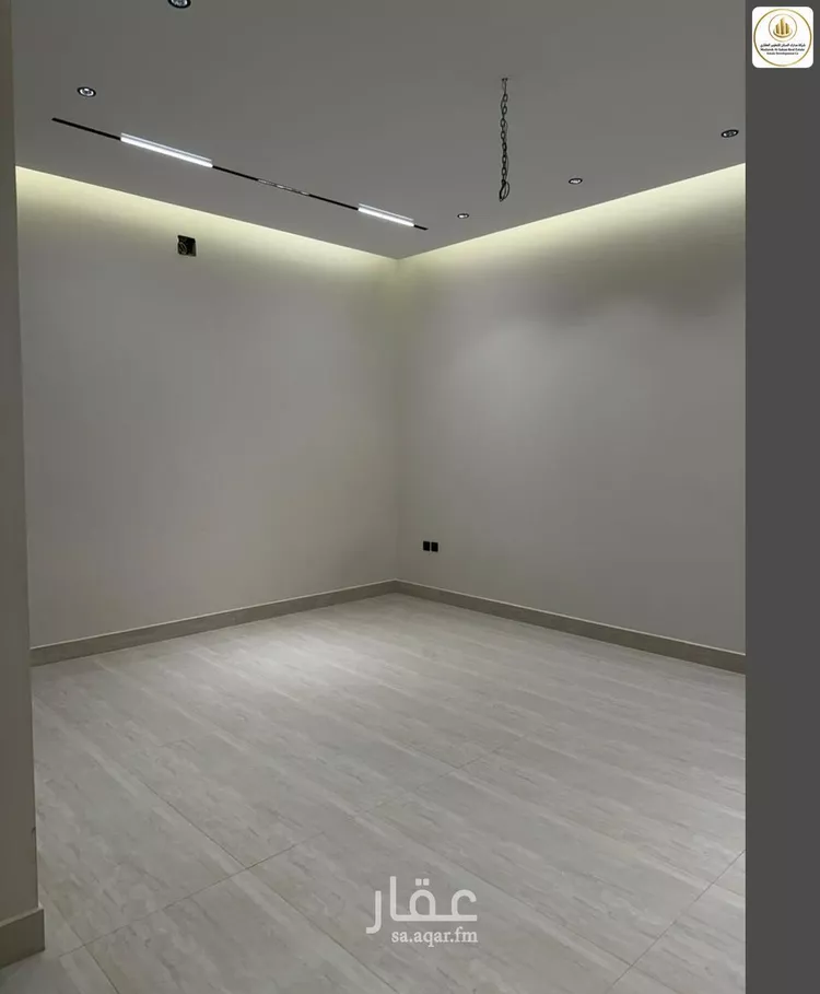 دور للبيع في شارع وادي الساحل, حي الرمال, مدينة الرياض, منطقة الرياض صورة 5