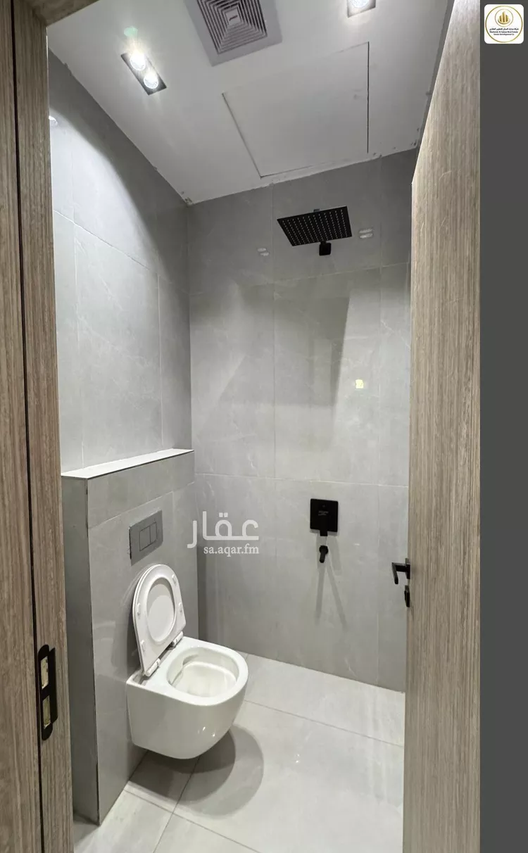 دور للبيع في شارع أبي عطاء العطاردي, حي المعيزيلة, مدينة الرياض, منطقة الرياض 9