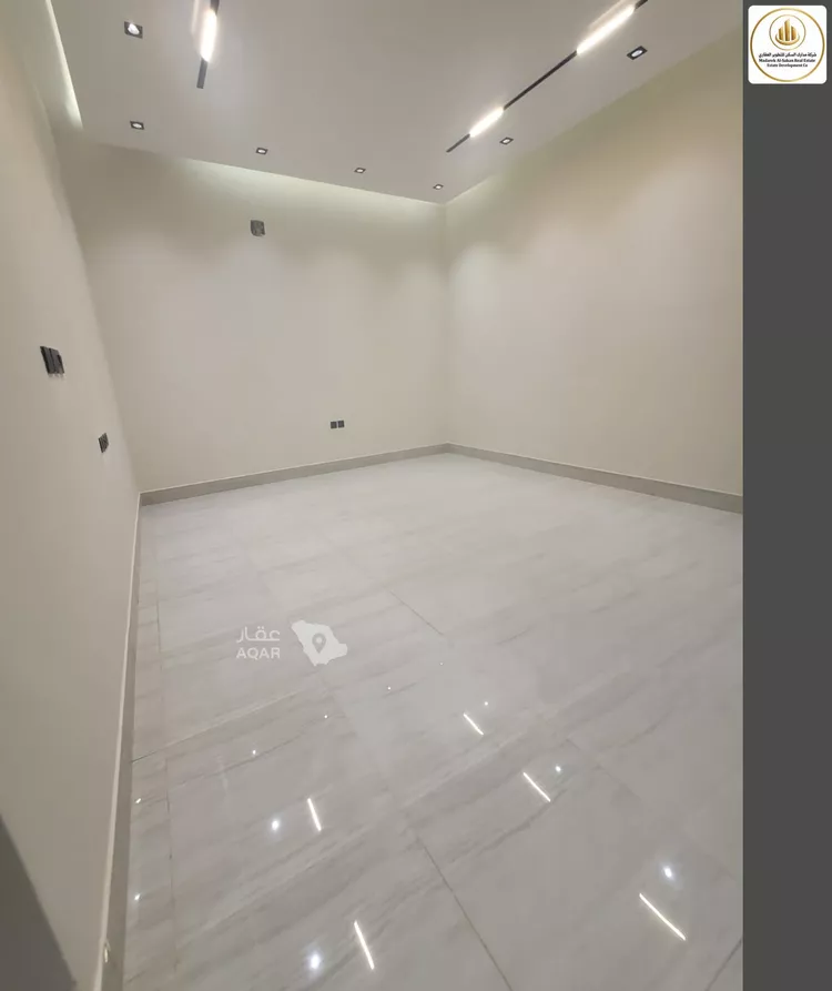 فيلا للبيع في شارع طريق بورسعيد, حي طيبة, مدينة الرياض, منطقة الرياض صورة 5