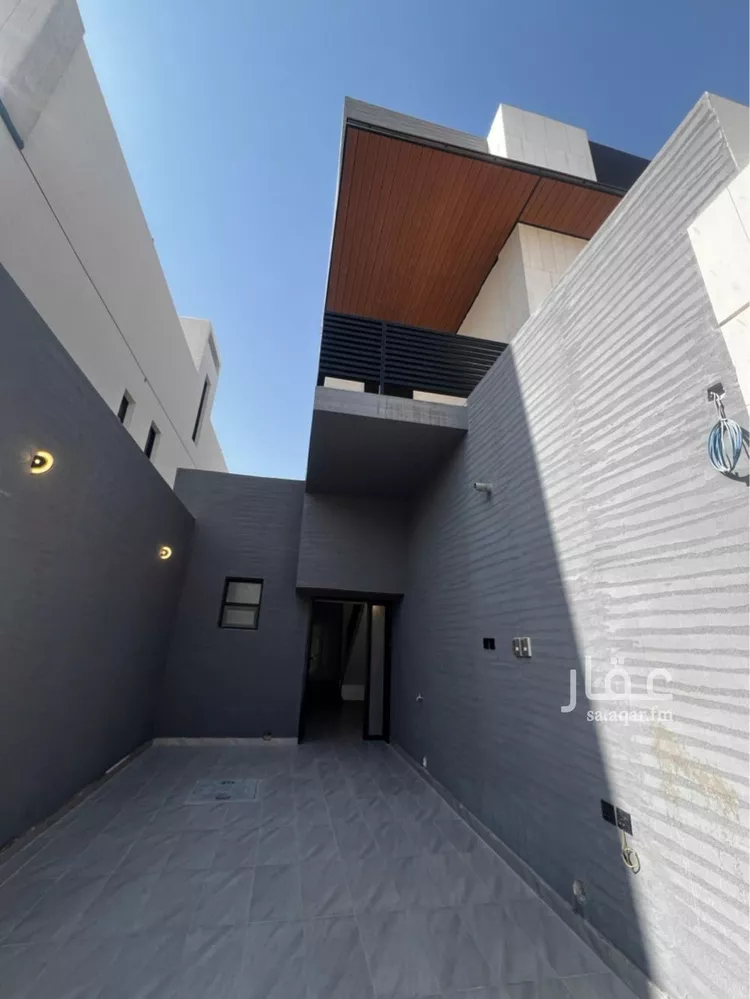 فيلا للبيع في شارع حمزة القبيطي, حي الرمال, مدينة الرياض, منطقة الرياض 8