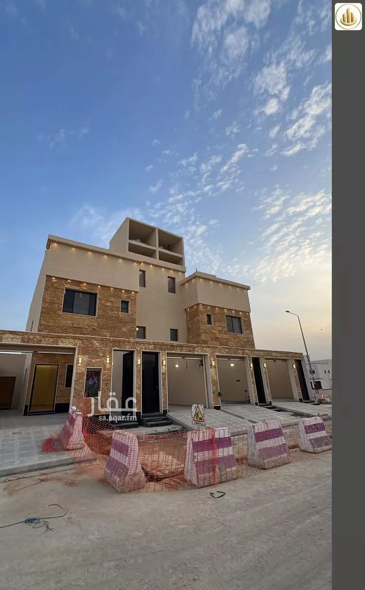 دور للبيع في شارع بور سعيد, حي طيبة, مدينة الرياض, منطقة الرياض صورة 4