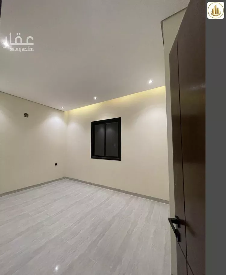 فيلا للبيع في شارع محمد بن أبي طاهر, حي المعيزيلة, مدينة الرياض, منطقة الرياض 11