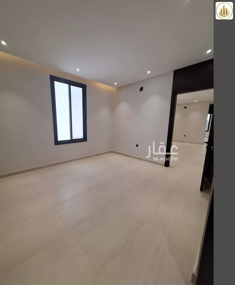 Floor for Sale in Riyadh Al Janadriyah 14