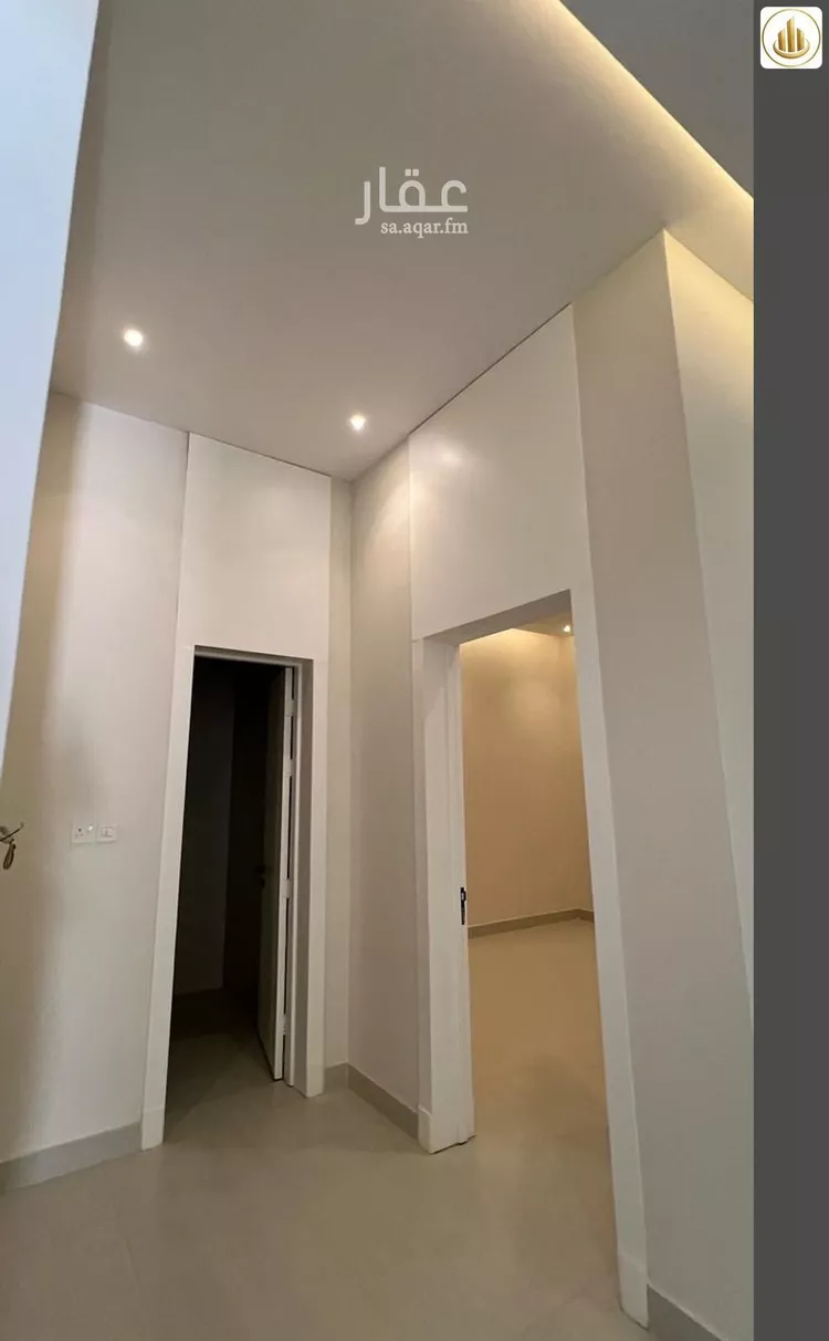 Floor for Sale in Riyadh Al Maizilah 10