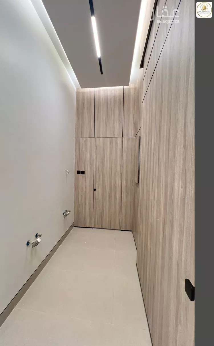 Floor for Sale in Riyadh Ar Rimal 18