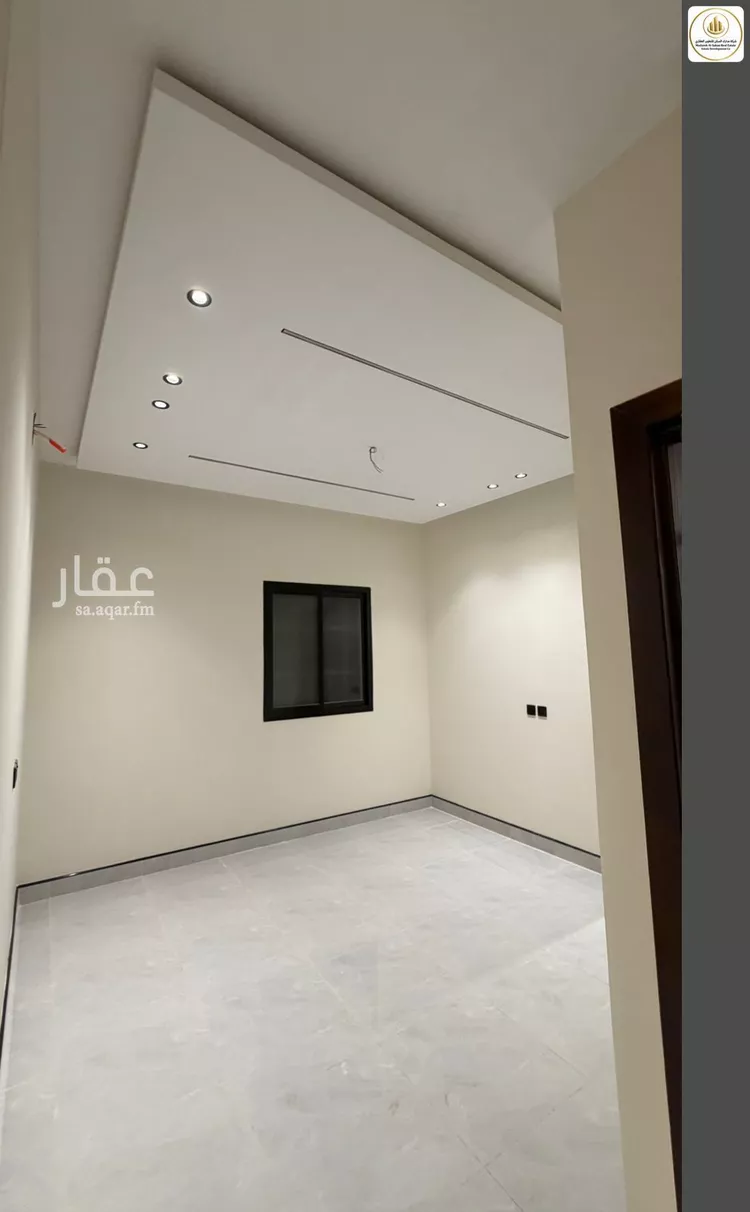 Floor for Sale in Riyadh Al Janadriyah 13