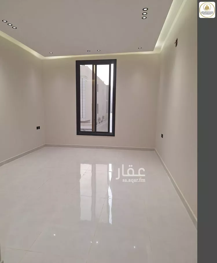 Floor for Sale in Riyadh Al Janadriyah 8