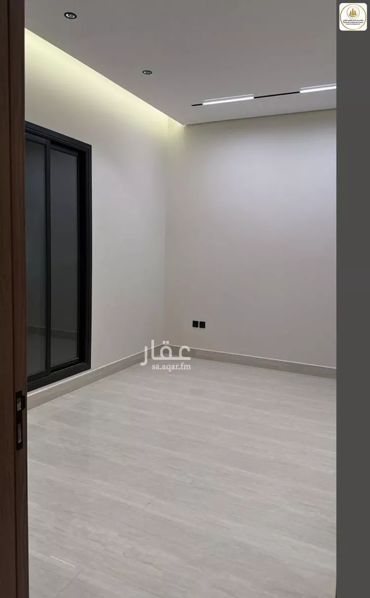 دور للبيع في شارع وادي الساحل, حي الرمال, مدينة الرياض, منطقة الرياض صورة 5