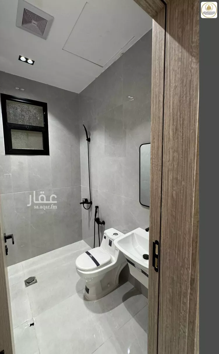 دور للبيع في شارع أبي عطاء العطاردي, حي المعيزيلة, مدينة الرياض, منطقة الرياض 7
