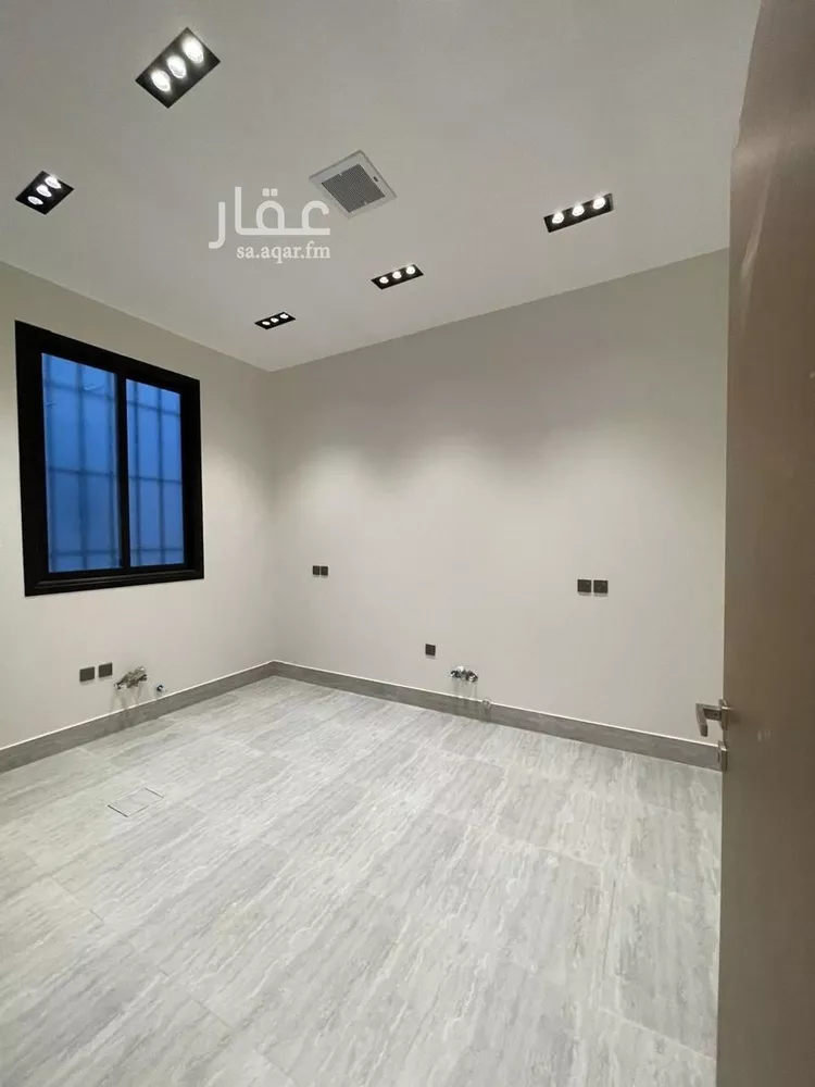 شقة للبيع في شارع شارع ابي رفاعة العدوي, حي الرمال, مدينة الرياض, منطقة الرياض 12