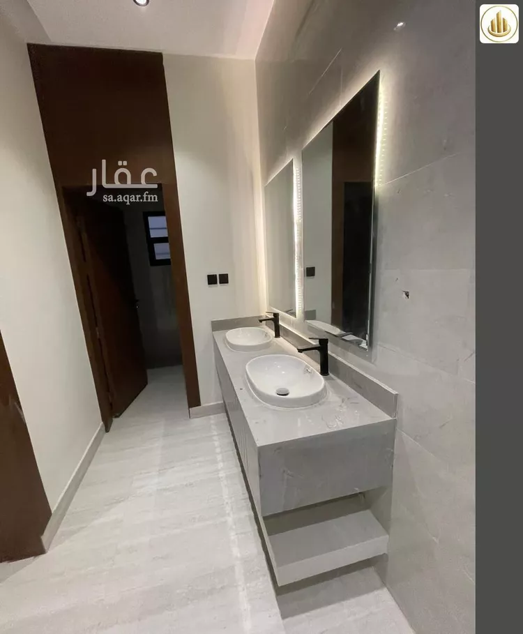 دور للبيع في شارع احباب, حي الجنادرية, مدينة الرياض, منطقة الرياض 6