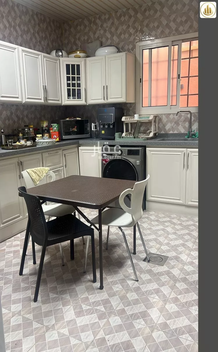 دور للبيع في شارع أحمد خطيب الجاوه سنبس, حي طويق, مدينة الرياض, منطقة الرياض صورة 5