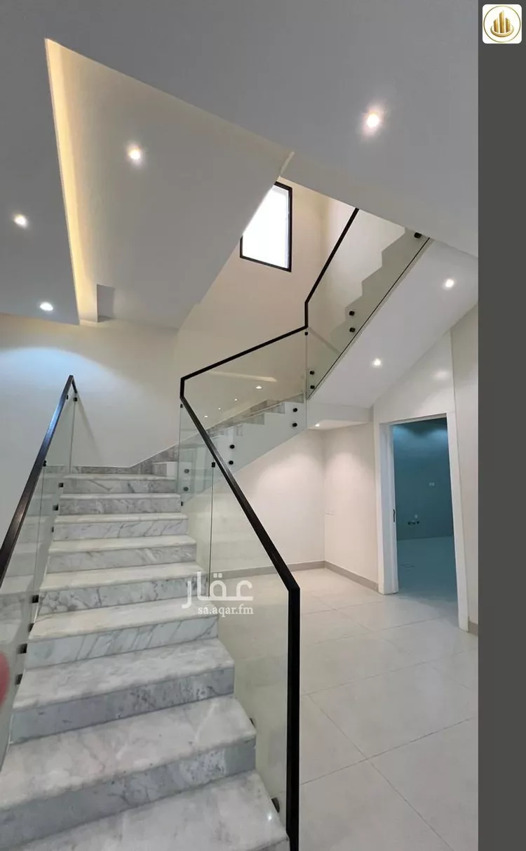 Floor for Sale in Riyadh Al Maizilah 18