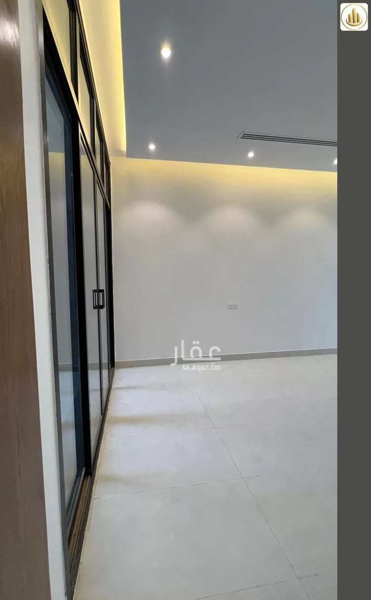 فيلا للبيع في شارع وادي الساحل, حي الرمال, مدينة الرياض, منطقة الرياض 9