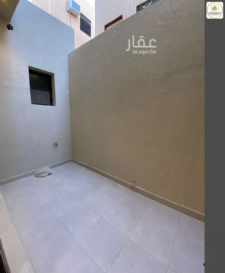 Floor for Sale in Riyadh Tuwaiq 20