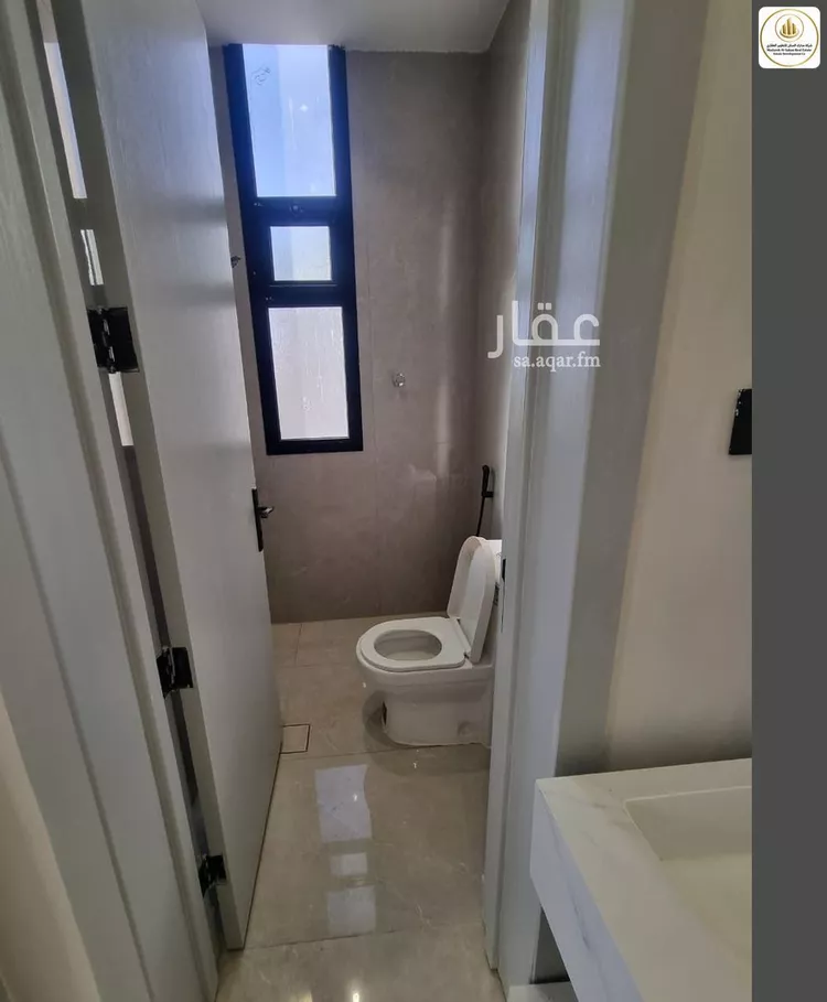 دور للبيع في شارع القاضي الفراء, حي البيان, مدينة الرياض, منطقة الرياض 10