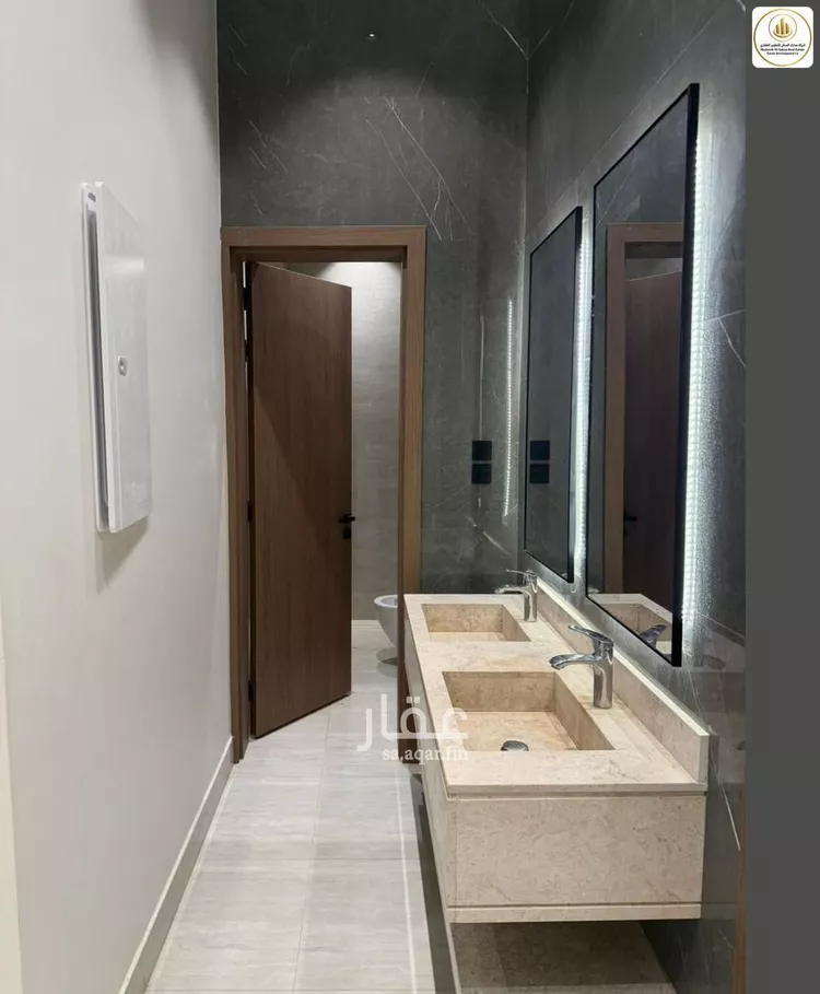 Floor for Sale in Riyadh Ar Rimal 6