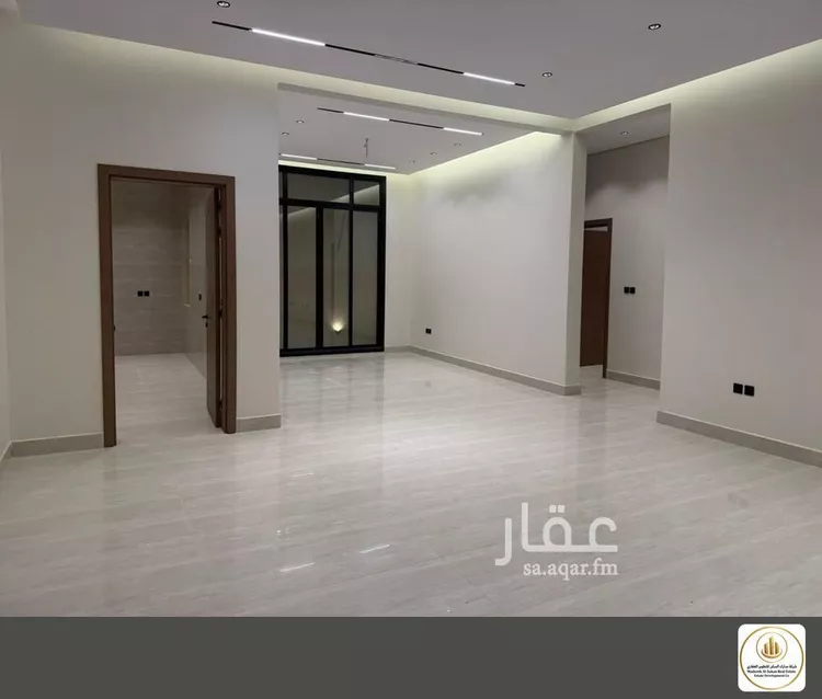 Floor for Sale in Riyadh Ar Rimal 8