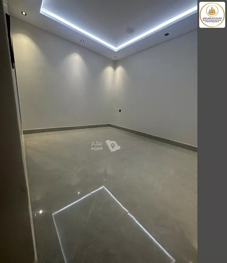 Floor for Sale in Riyadh Ash Sharq 9
