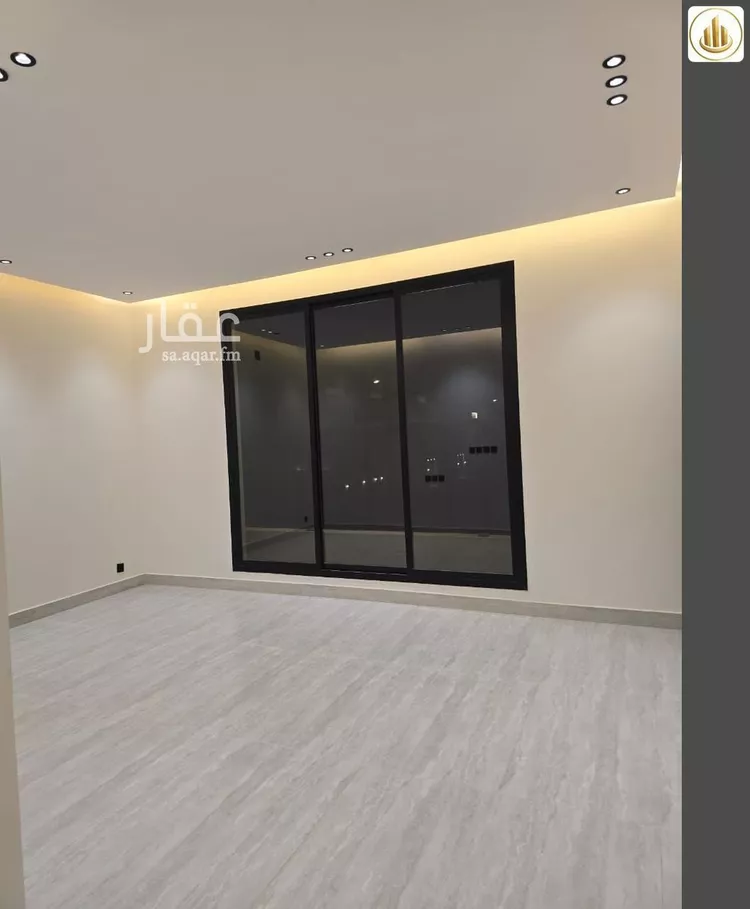 Floor for Sale in Riyadh Al Janadriyah 6