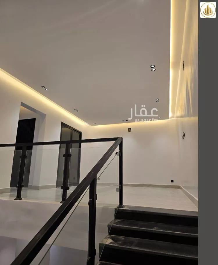 Floor for Sale in Riyadh Al Janadriyah 8