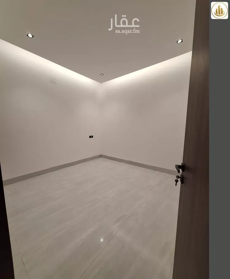 دور للبيع في شارع الضياء, حي الجنادرية, مدينة الرياض, منطقة الرياض صورة 2