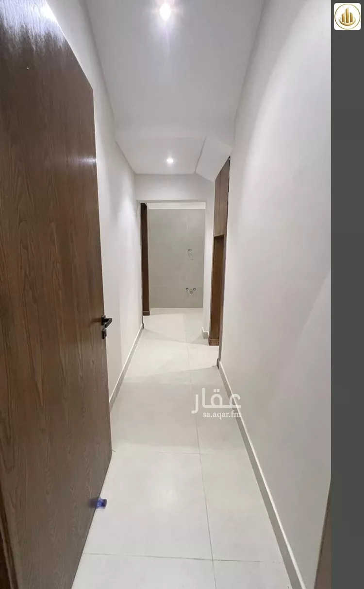 فيلا للبيع في شارع وادي الساحل, حي الرمال, مدينة الرياض, منطقة الرياض 8