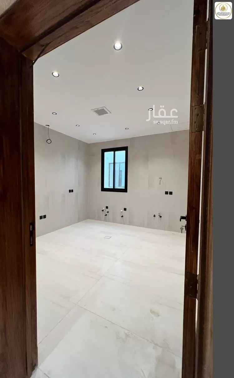 دور للبيع في شارع جبل عريض, حي القادسية, مدينة الرياض, منطقة الرياض 8