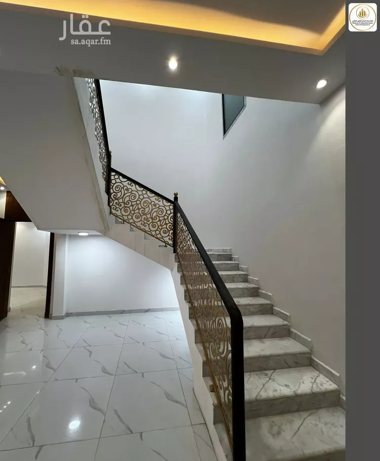 فيلا للبيع في شارع الشرق, حي الجنادرية, مدينة الرياض, منطقة الرياض 9