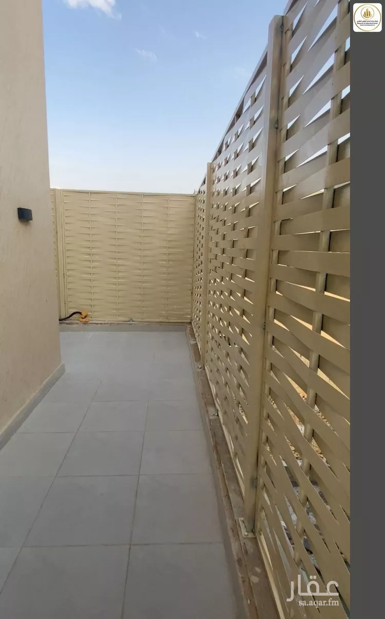 دور للبيع في شارع خريص, حي النظيم, مدينة الرياض, منطقة الرياض 8