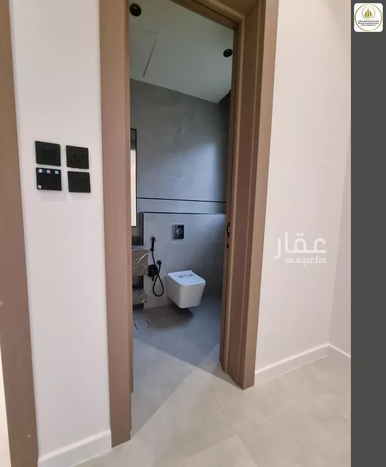 Floor for Sale in Riyadh An Narjis 10