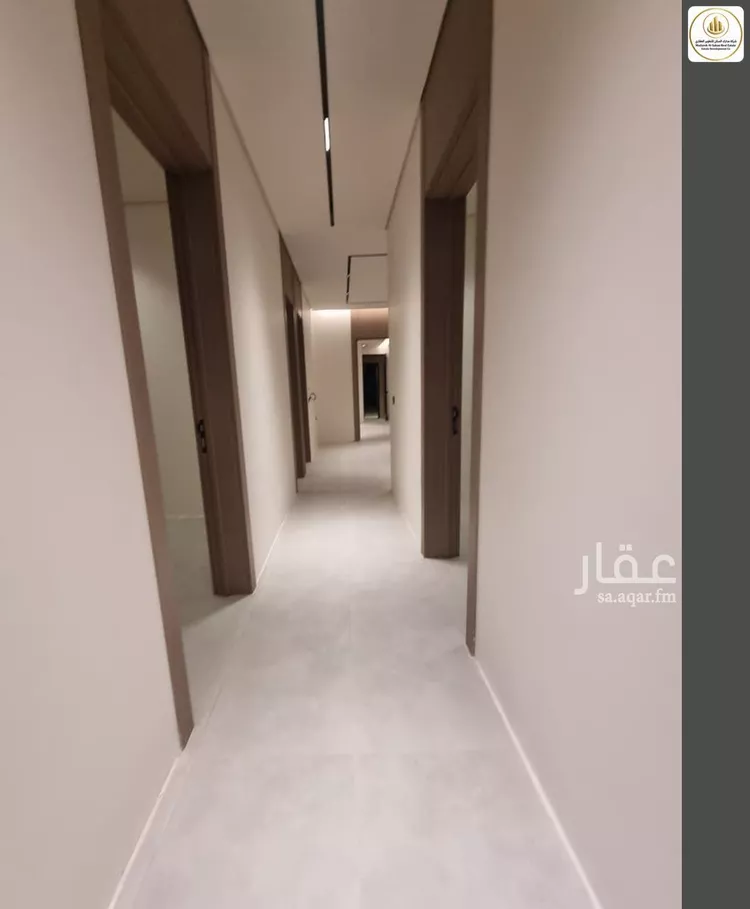 دور للبيع في شارع طريق السلطان قابوس بن سعيد, حي المعيزيلة, مدينة الرياض, منطقة الرياض صورة 5