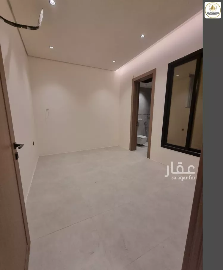 دور للبيع في شارع طريق السلطان قابوس بن سعيد, حي المعيزيلة, مدينة الرياض, منطقة الرياض صورة 4