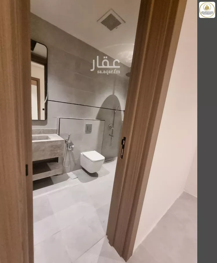 دور للبيع في شارع طريق السلطان قابوس بن سعيد, حي المعيزيلة, مدينة الرياض, منطقة الرياض 10