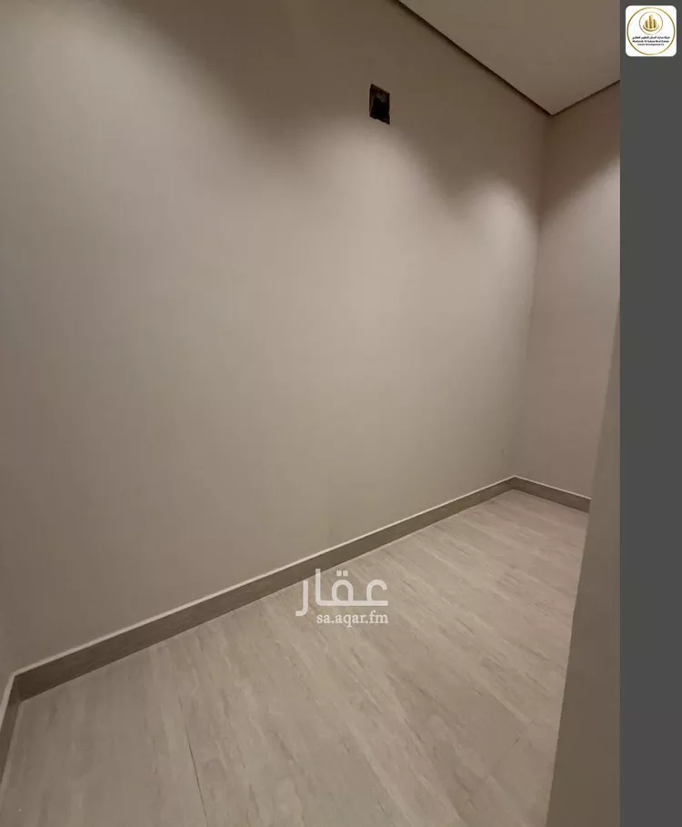 دور للبيع في شارع وادي الساحل, حي الرمال, مدينة الرياض, منطقة الرياض 11