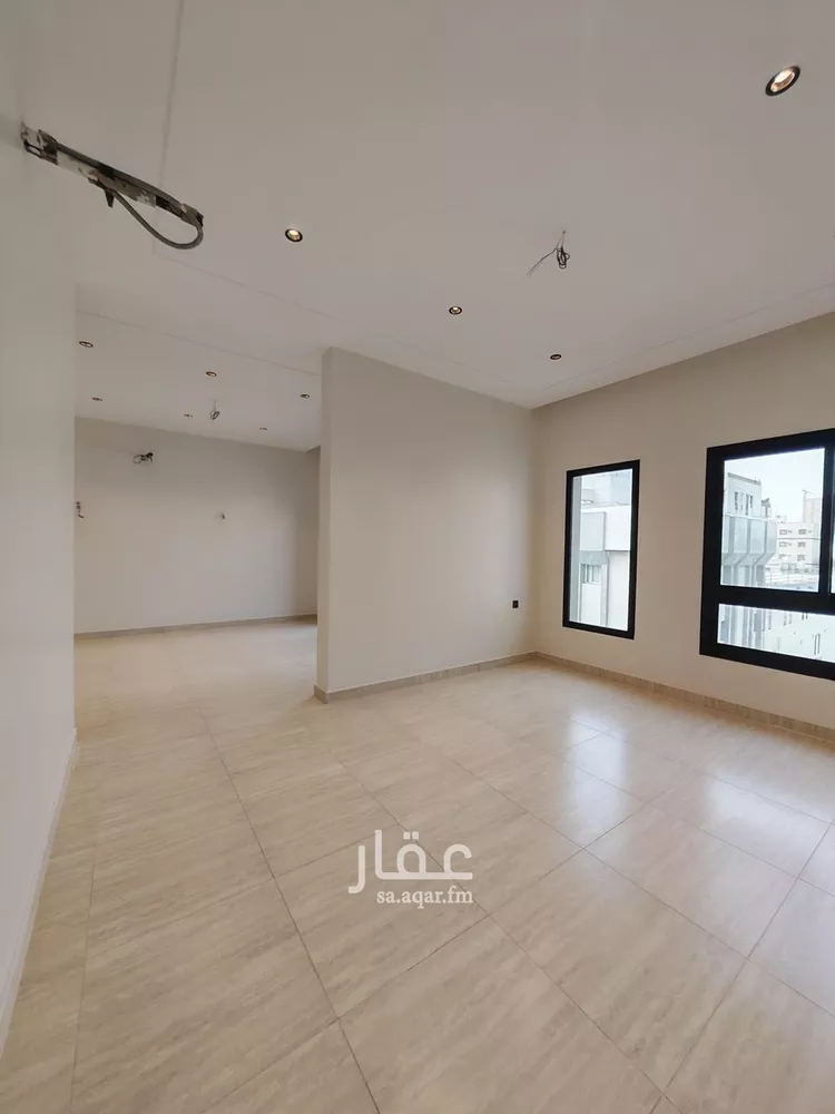 شقة للبيع في شارع الفريق, حي العزيزية, مدينة جدة, منطقة مكة المكرمة صورة 3