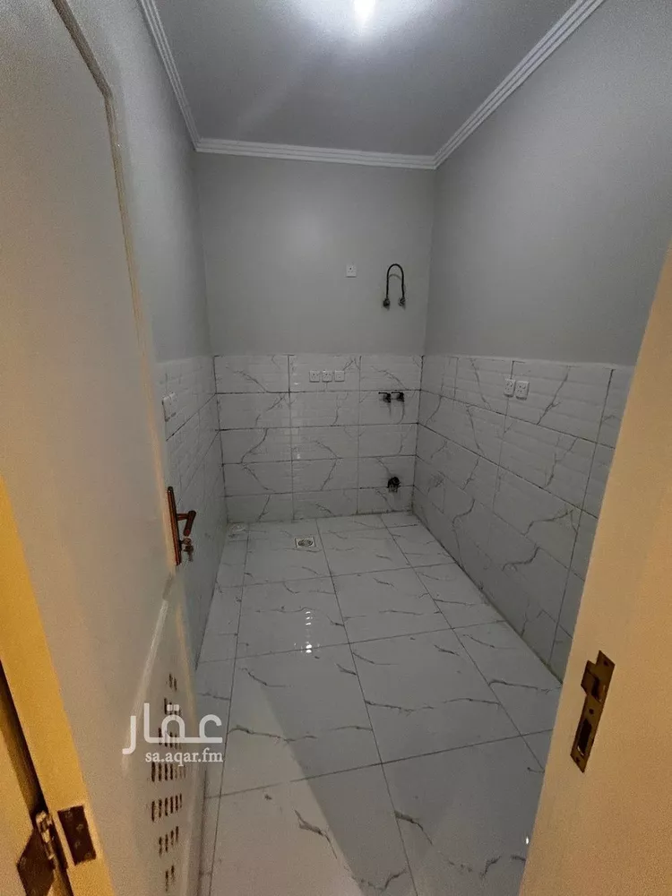 شقة للإيجار في شارع عبد ه الطيب, حي الرياض, مدينة جدة, منطقة مكة المكرمة 9