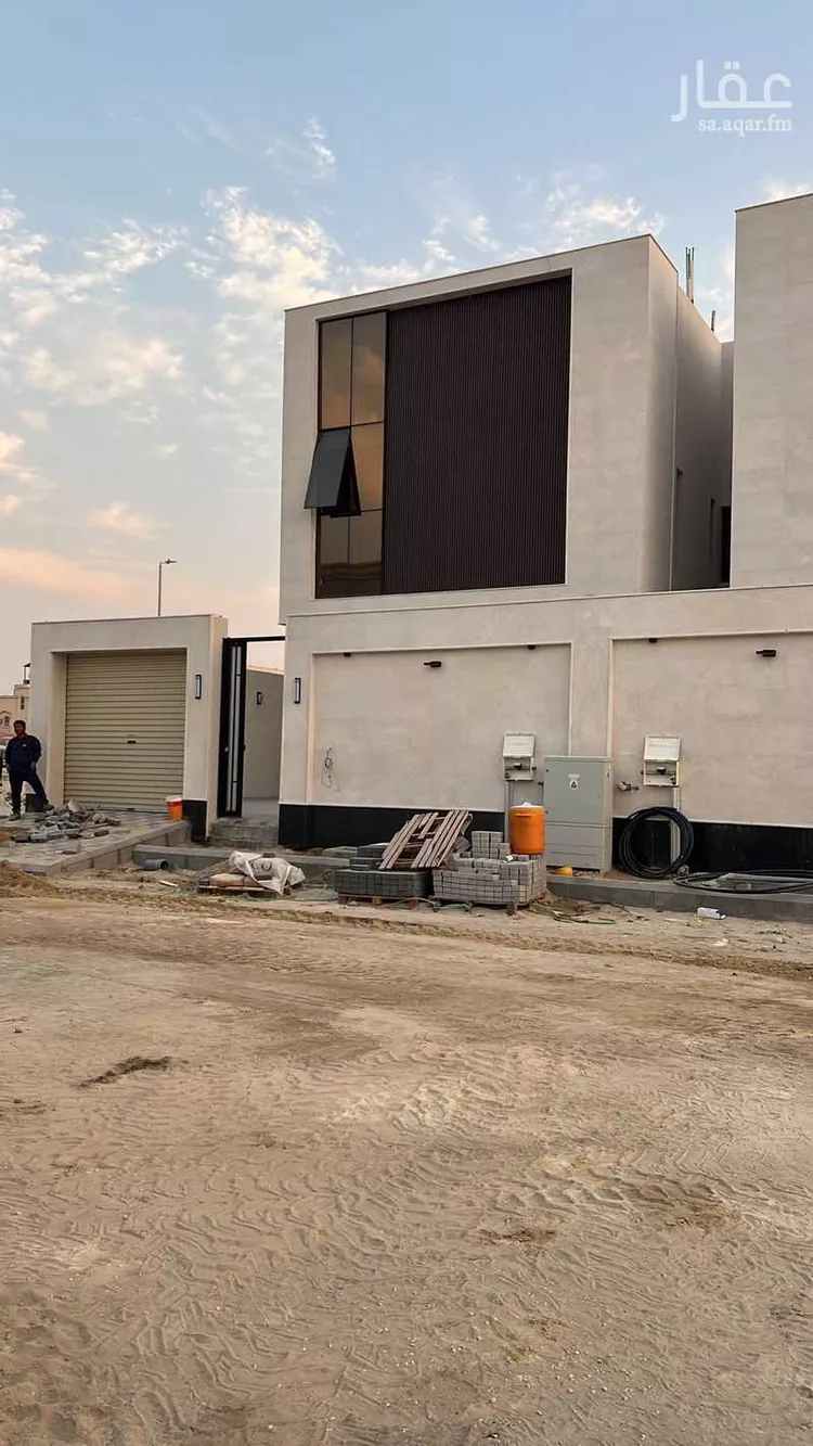 فيلا للبيع في شارع عبيد الله القرطبي, حي ضاحية الملك فهد, مدينة الدمام, المنطقة الشرقية صورة 3