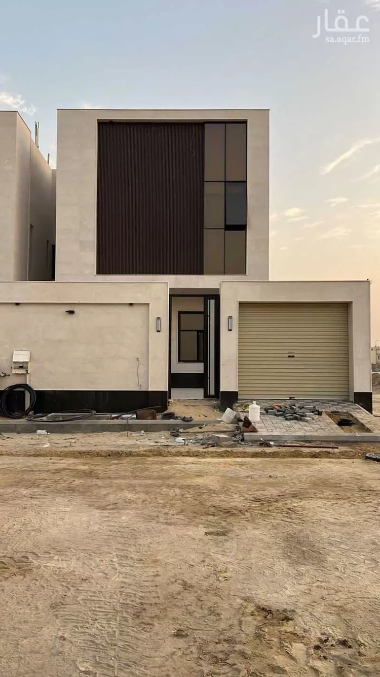 فيلا للبيع في شارع عبيد الله القرطبي, حي ضاحية الملك فهد, مدينة الدمام, المنطقة الشرقية
