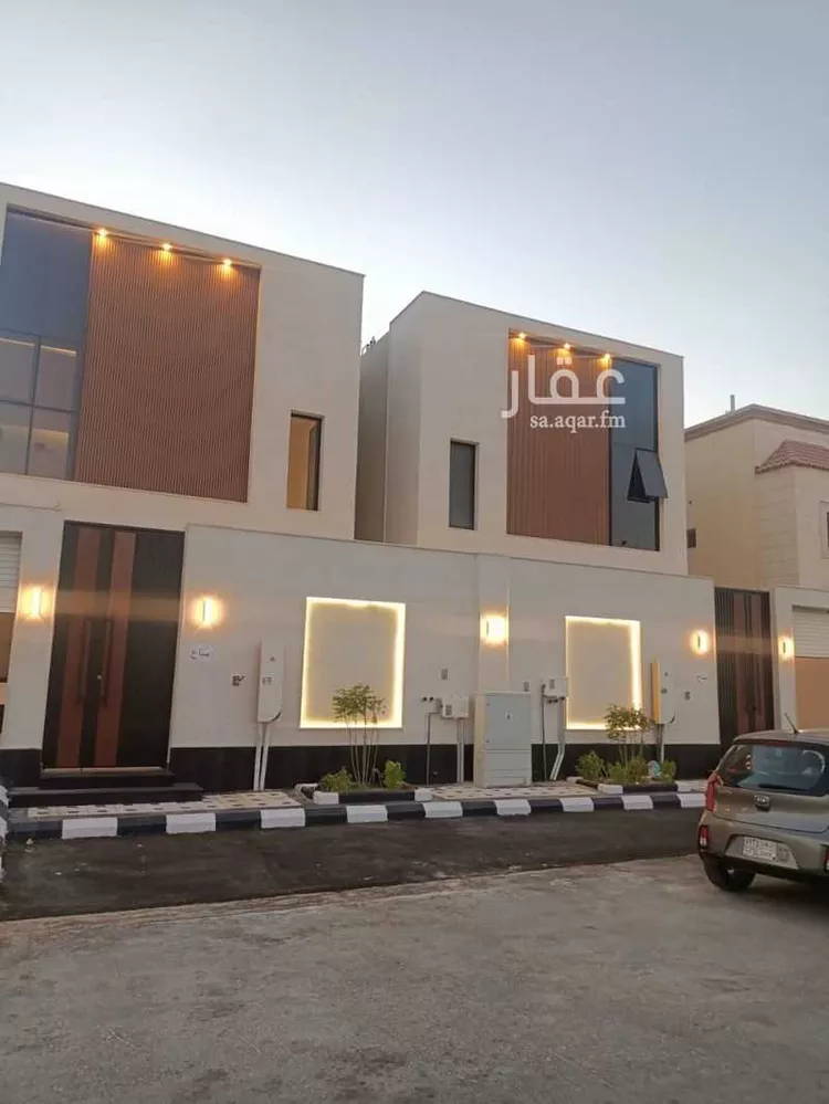 فيلا للبيع في شارع اسماعيل بن ابي المهاجر, حي ضاحية الملك فهد, مدينة الدمام, المنطقة الشرقية صورة 2