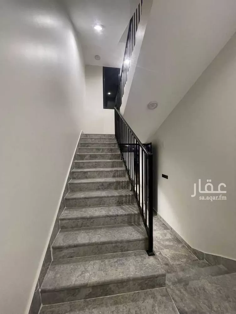 عمارة للبيع في شارع المعلاة 55, حي المعلاة, مدينة أحد رفيدة, منطقة عسير صورة 4