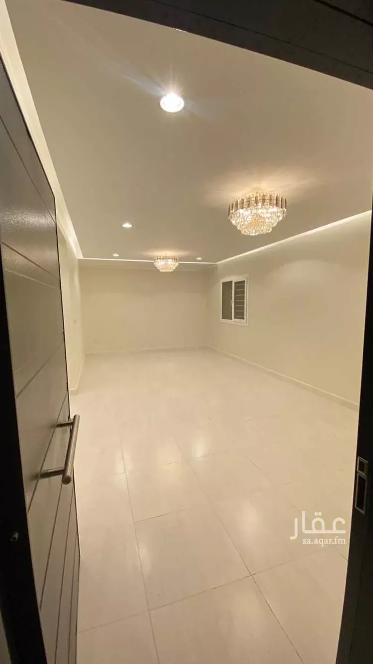 فيلا للبيع في شارع ناصر الدين البيضاوي, حي المنصورة, مدينة خميس مشيط, منطقة عسير صورة 2