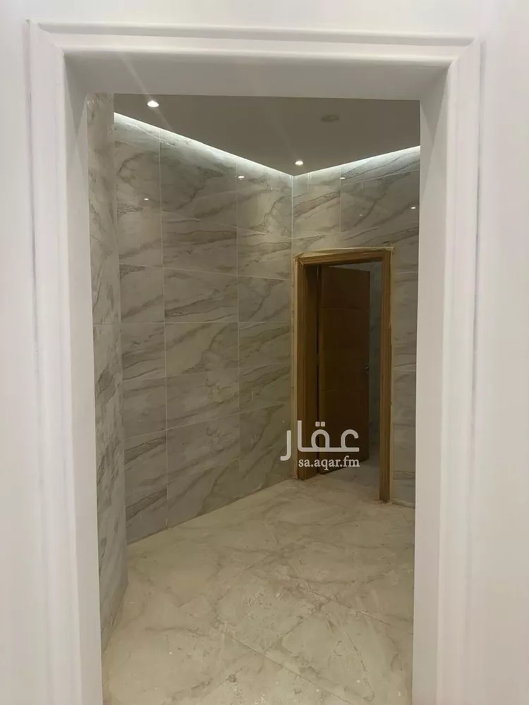 عمارة للإيجار في شارع ج12 33, حي الغزيات, مدينة الجموم, منطقة مكة المكرمة صورة 3