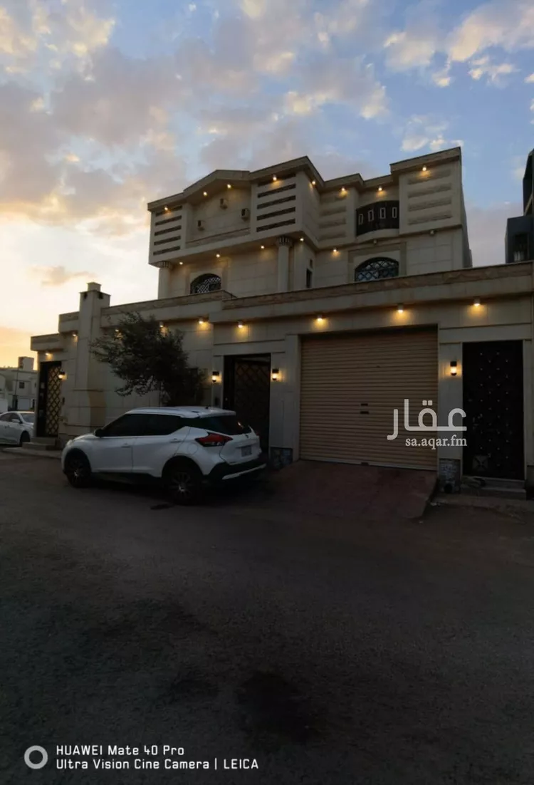 فيلا للبيع في شارع عبدالعزيز الأحيدب, حي الرمال, مدينة الرياض, منطقة الرياض