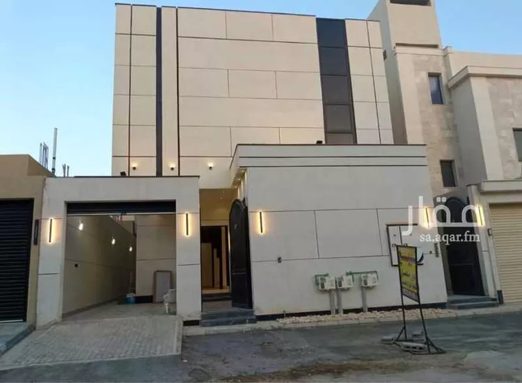 Floor for Sale in Riyadh Al Janadriyah