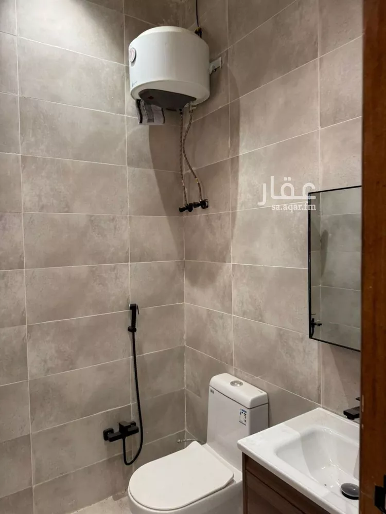 دور للبيع في شارع ابن جبير, حي طيبة, مدينة الرياض, منطقة الرياض صورة 5