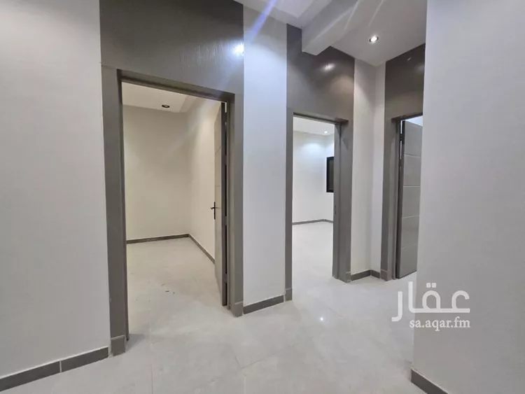 دور للبيع في شارع ابن جبير, حي طيبة, مدينة الرياض, منطقة الرياض صورة 2