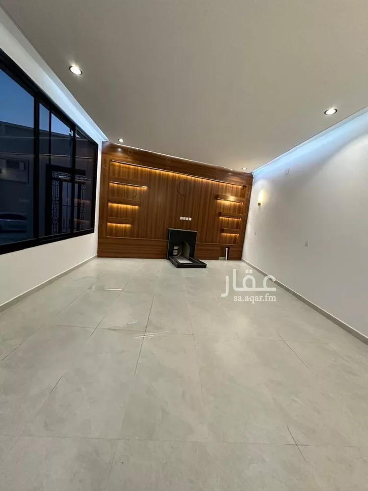 فيلا للبيع في شارع تقي الدين السنجاري, حي طيبة, مدينة الرياض, منطقة الرياض صورة 3