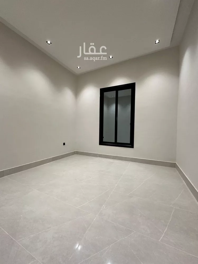 دور للبيع في شارع ابن جبير, حي طيبة, مدينة الرياض, منطقة الرياض صورة 4