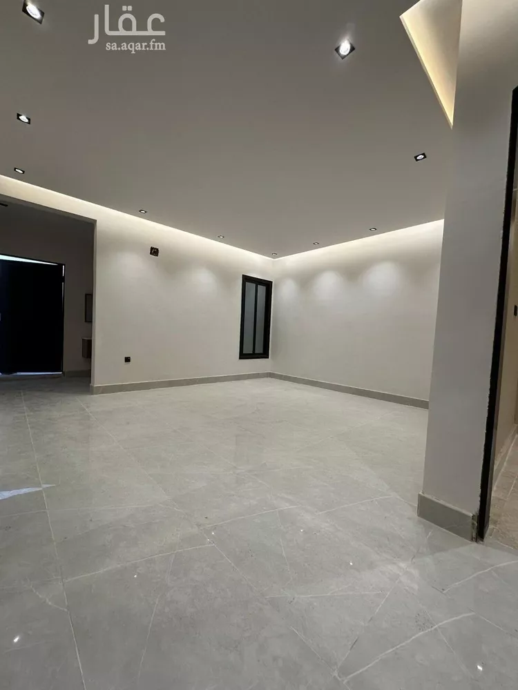 دور للبيع في شارع ابن جبير, حي طيبة, مدينة الرياض, منطقة الرياض صورة 3